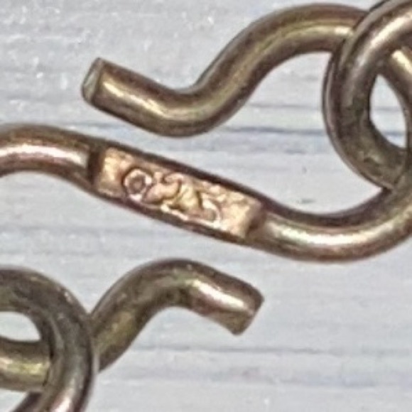 Silver and blue druzy stone necklace - Picture 14 of 16